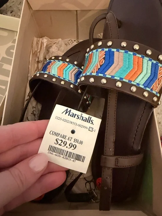 BCBG Women’s Sandals - Picture 4 of 9